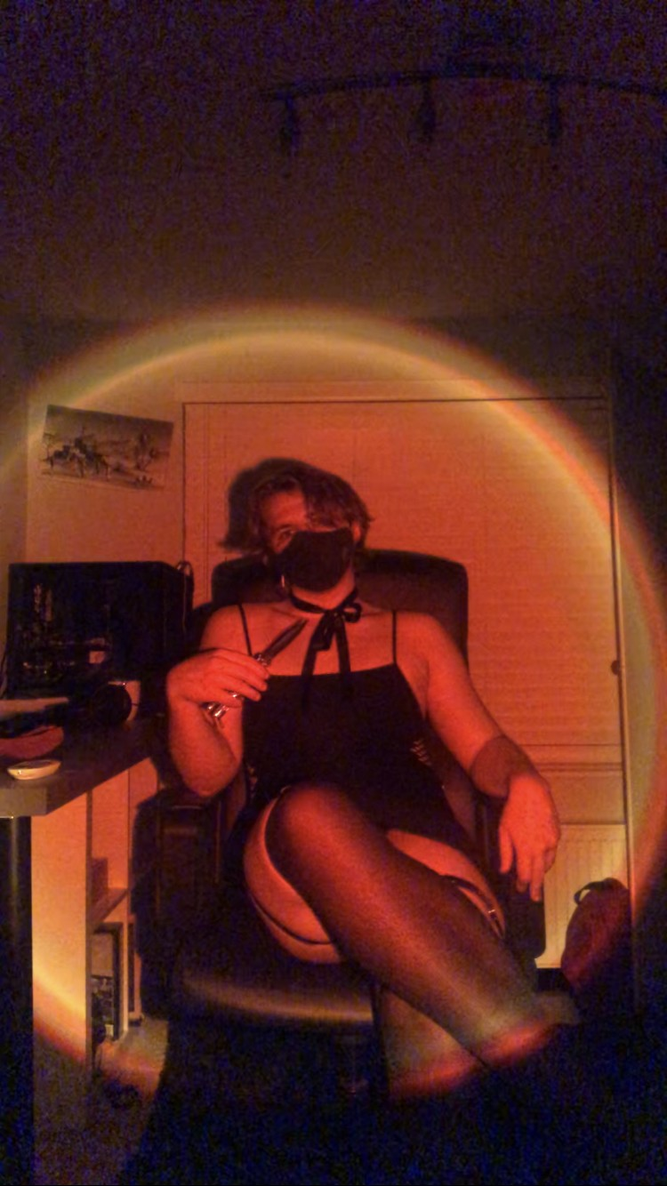 r6v3sqsa Sophie loves Exposure & getting dirty messages. Tell her how you would use her -kik: sissy_sophiex - #r6v3sqSA