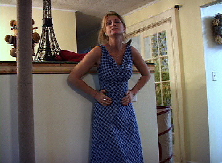 Bondage Wife in a blue dress #RhzNW7qn