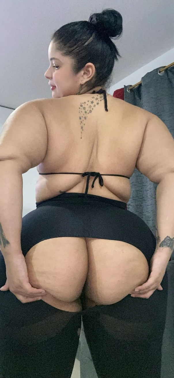 Gorda culona 3 #rJpE8x36