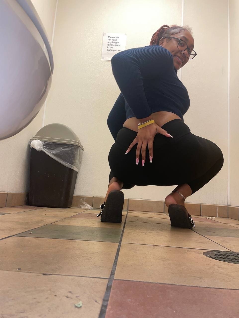 say hello to my little slut 😈 next post will be a new slut 😅😂 #RRmKXuVn