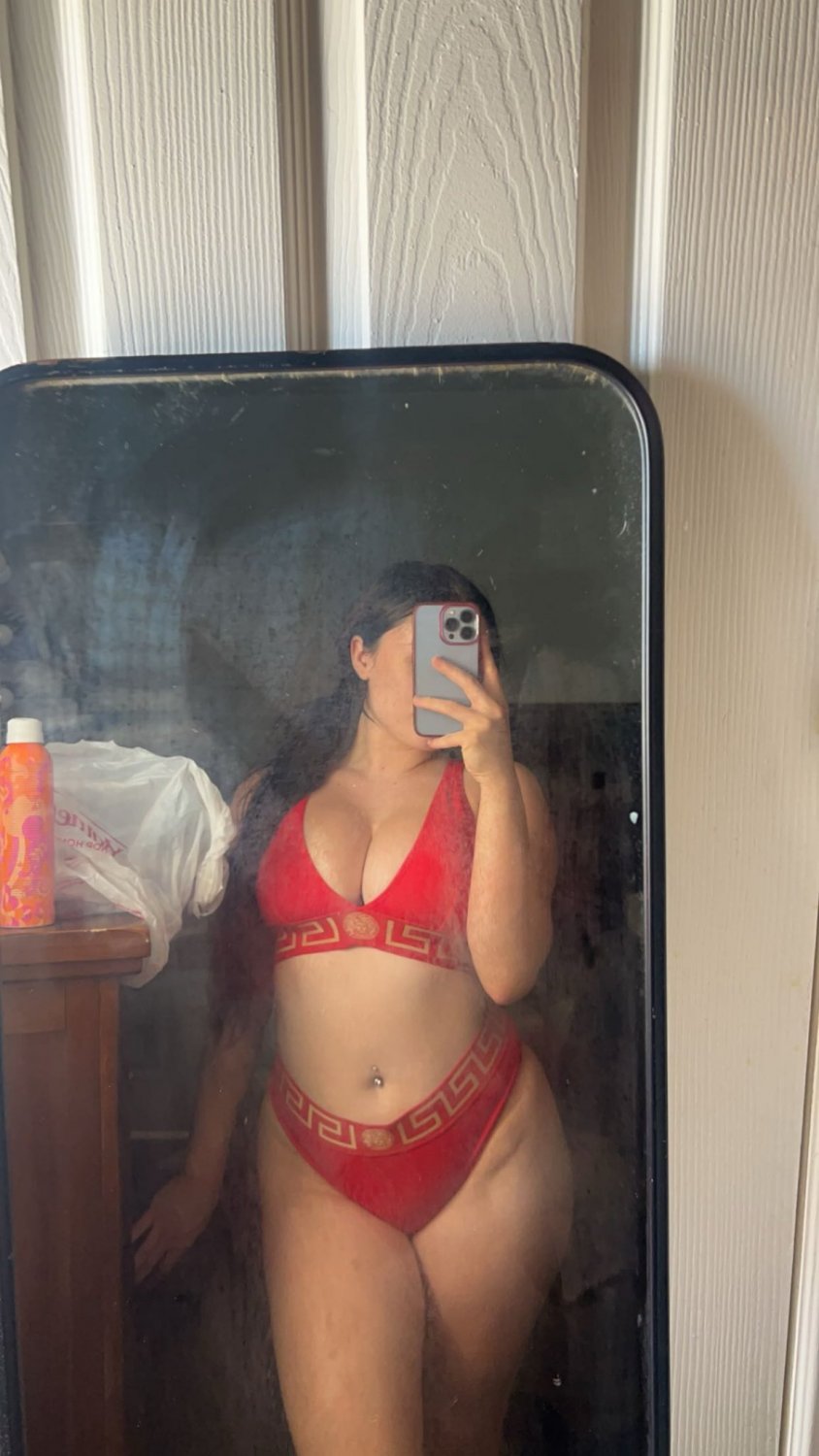 rwokkdnt Sexy busty latina teen Valeria #rWOkKdnT