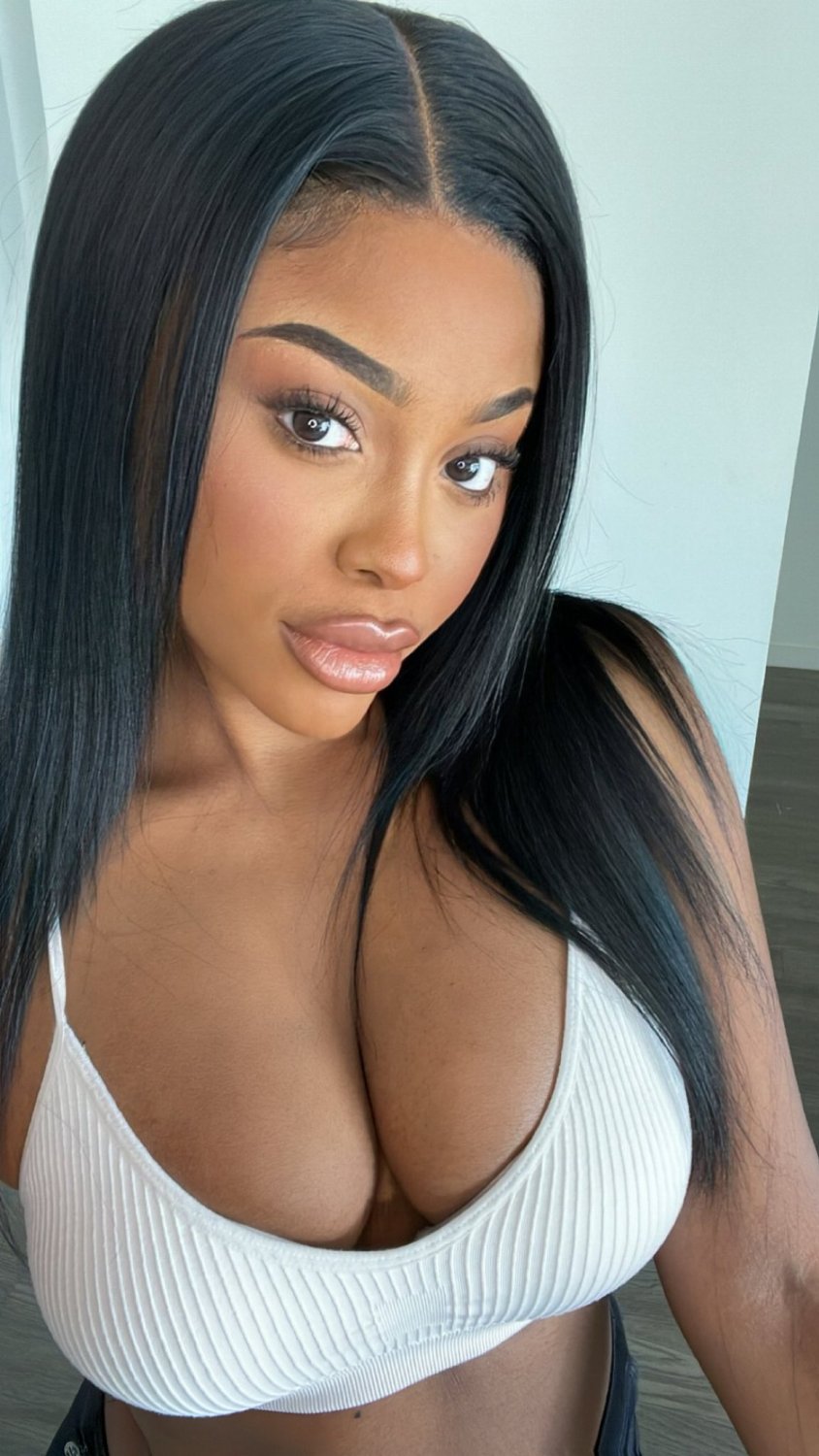 Busty niggas tit fat is spilling out #ry22FMSE