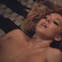Sydney Sweeney titts
