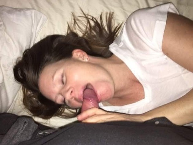 Charlotte H from Denmark spreads her cunt again #S1tKEjBI