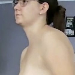 Jovana wants to be a famous webslut
