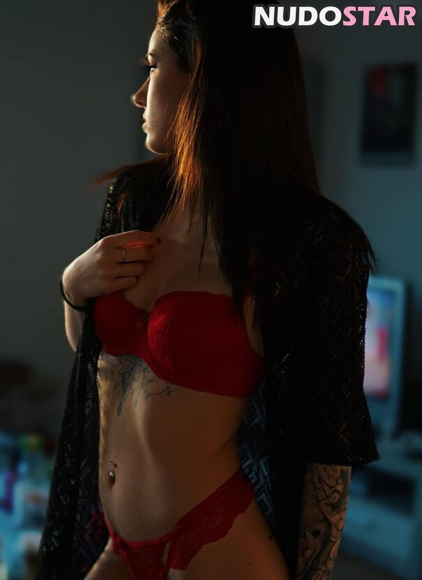 Nadine Boudoir #saC4v8um