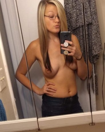 ALEXXHOTWIFE #Si0aiSsl