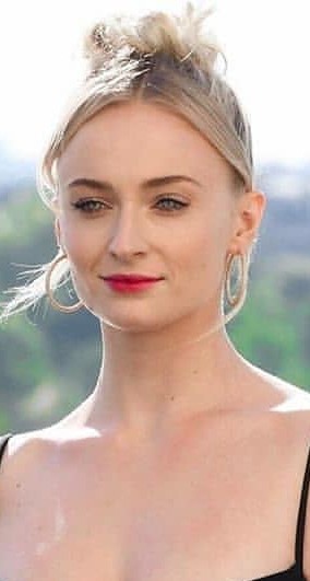 Sophie Turner  #SwJeweOa