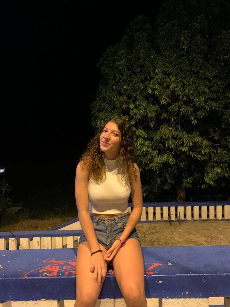 Novinha magrinha, mas rabuda e peituda, vazada #tI7FB5wM