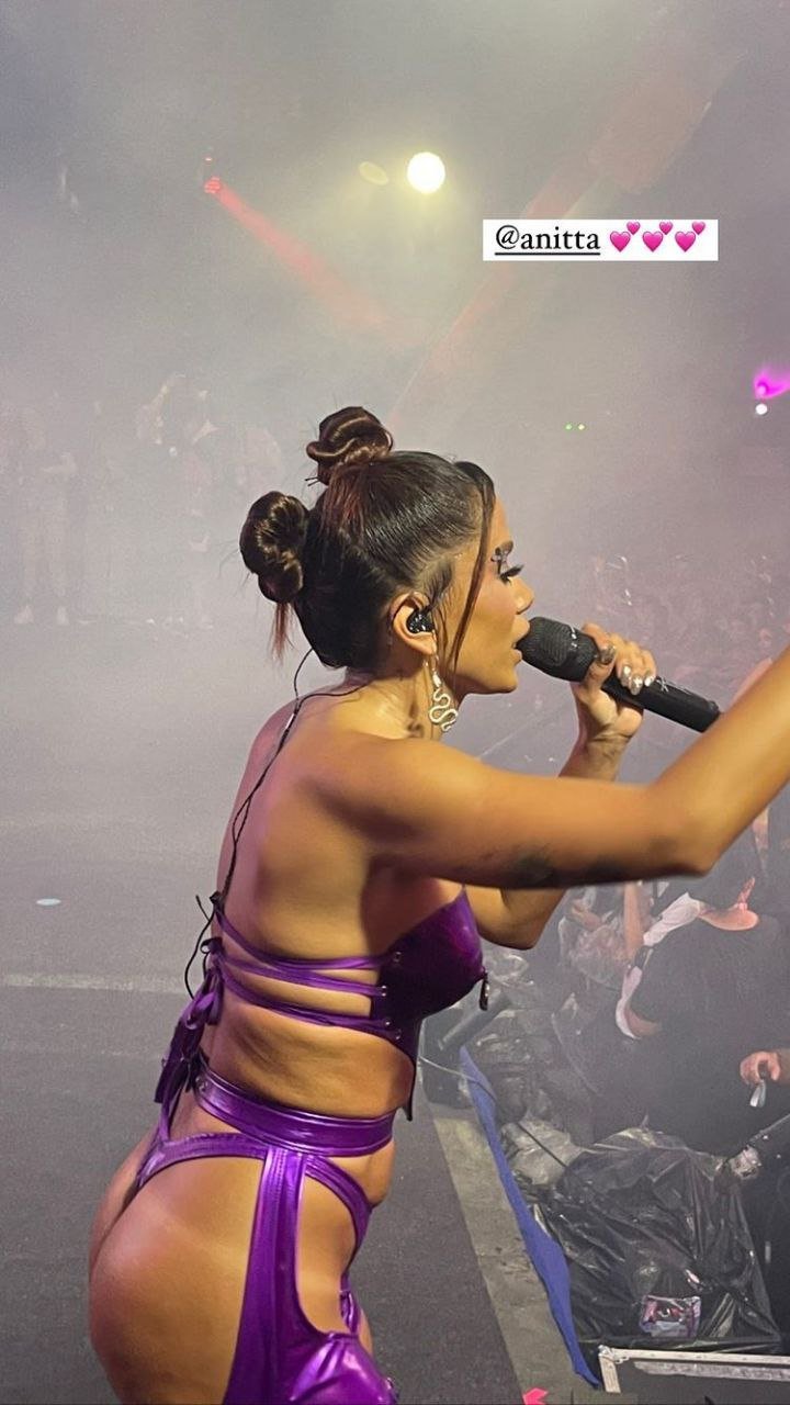 Anitta #300 #TKnUkjat