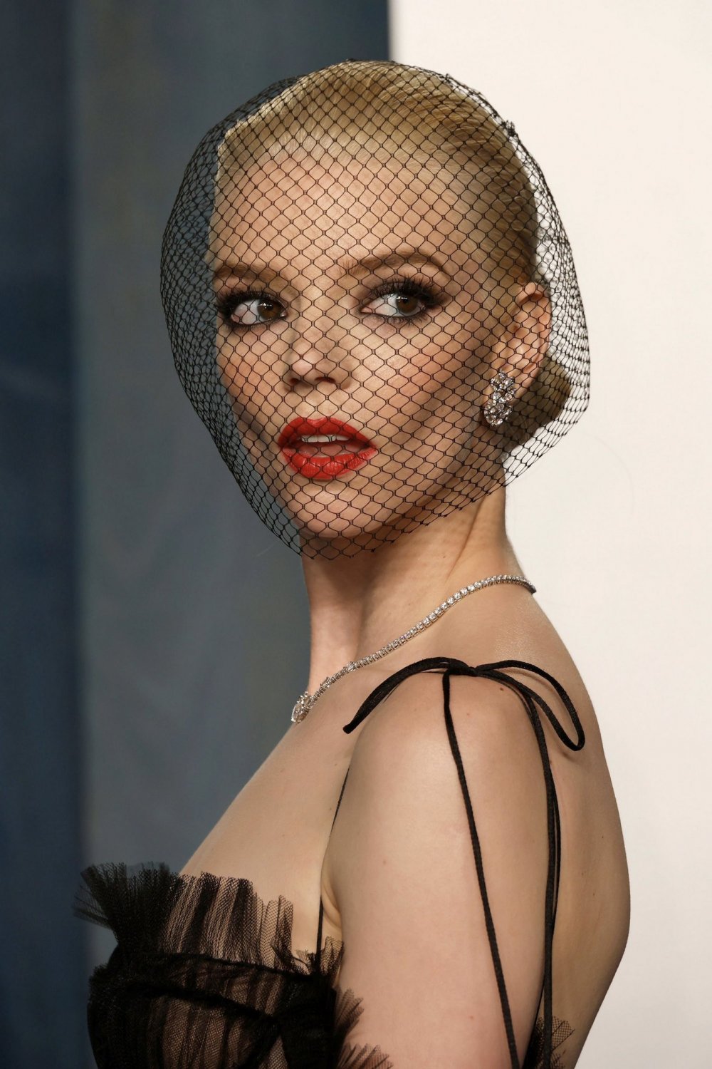 Anya Taylor Joy gorgeous...beautiful face , sexy feet #u5VAlHmk