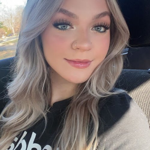 Sexy blonde petite teen Bailey #uUez7DVV