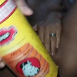 La Joven Y Su Promoción