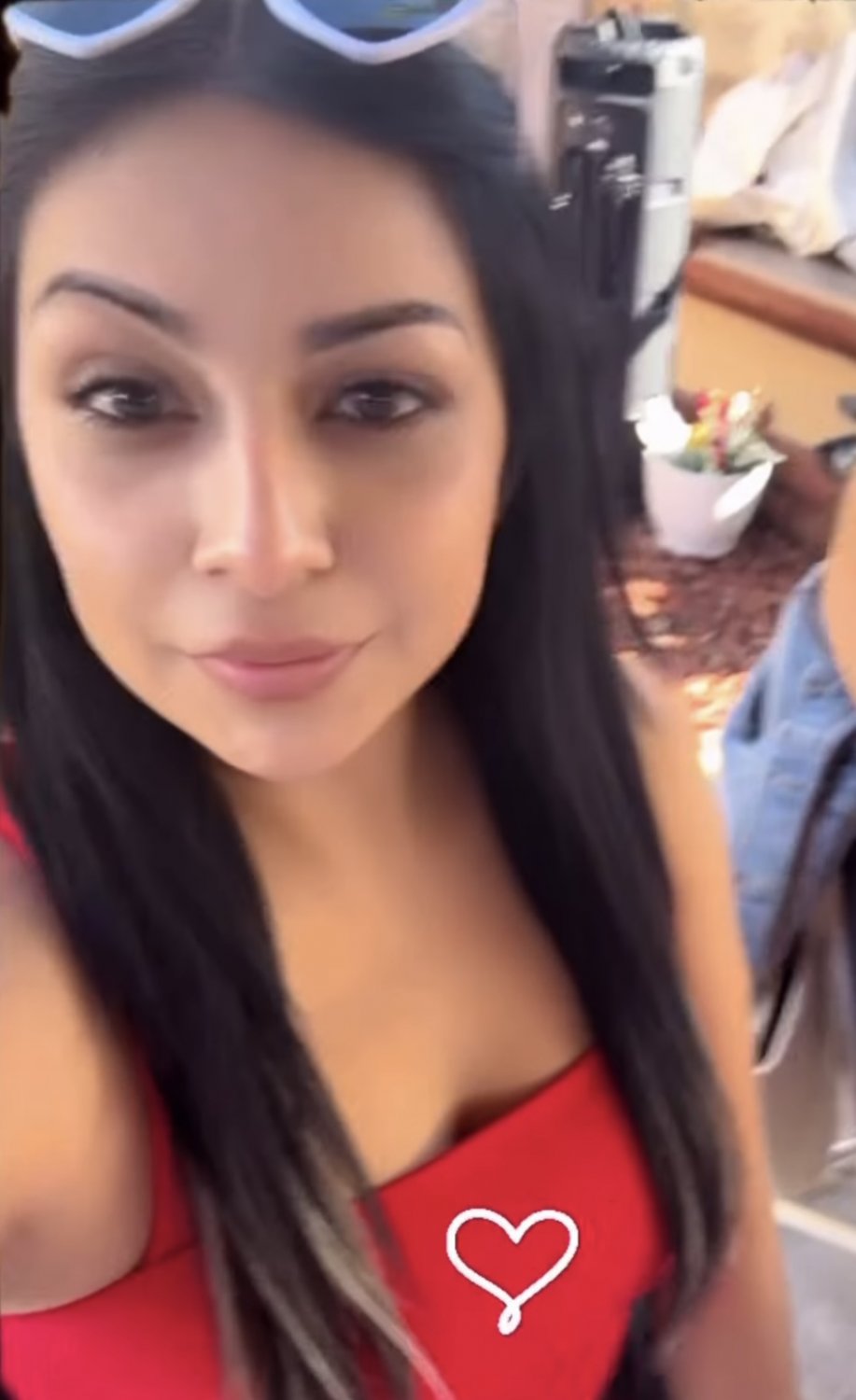 Would you guys nut a fat load on this Latina milf face? #UWy59pDH