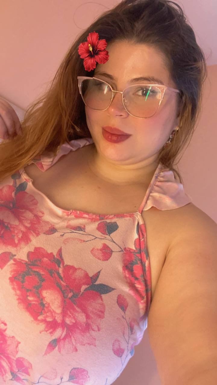 if an air passes under my dress it will pink my pussy and make you think about a lot of things... #v1dEBzBk