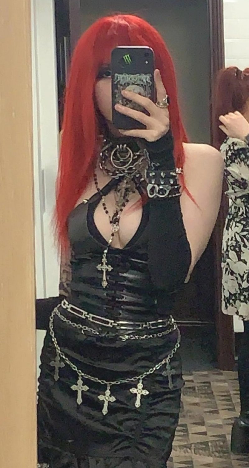 You like my red hair? #viwBk9Tb