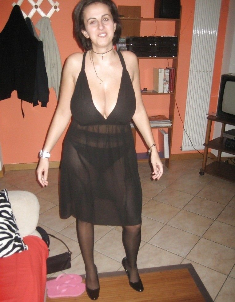 Marta - With Big Tits Or Huge Tits..?   (pic2) #VQ2WKjZg