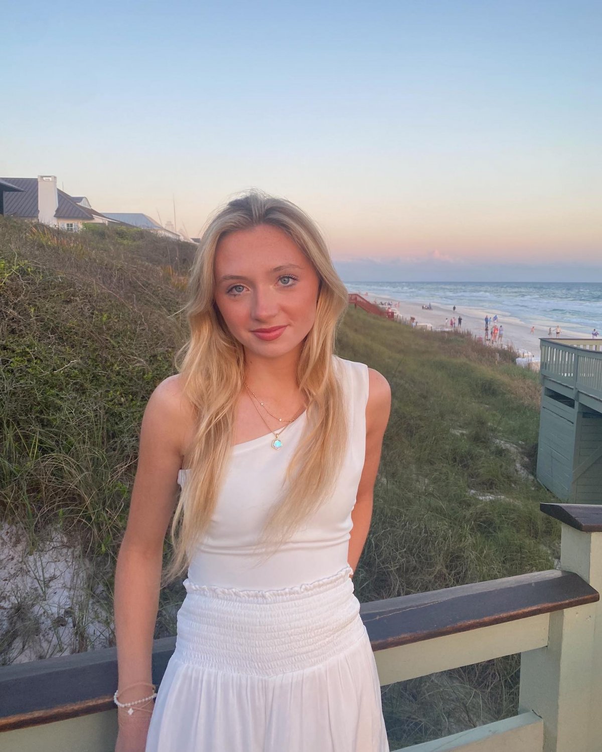 Sexy blonde college teen Holly #VufiXQgR