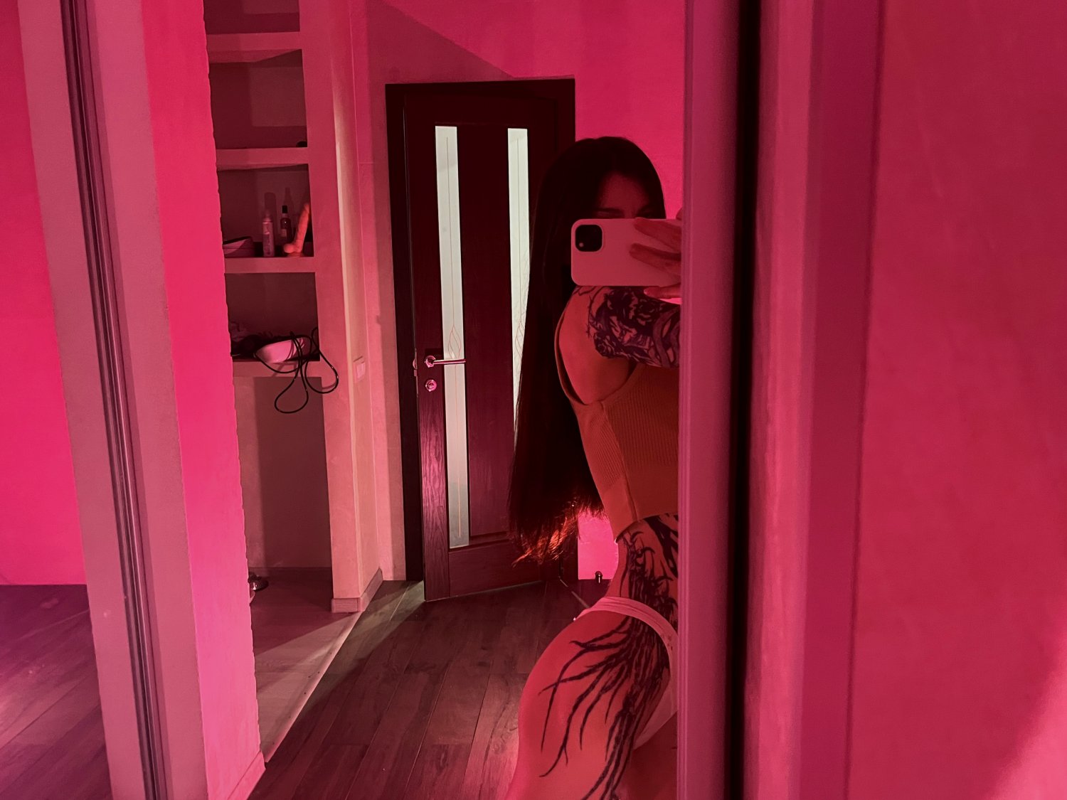 I cant decide is this a good date outfit #vZ3XupIi