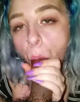 Blue-haired shows off her skills on BBC #W0YT2Gch