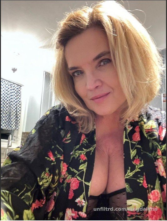Magdalena stepanka's mom #W6O8LAfu