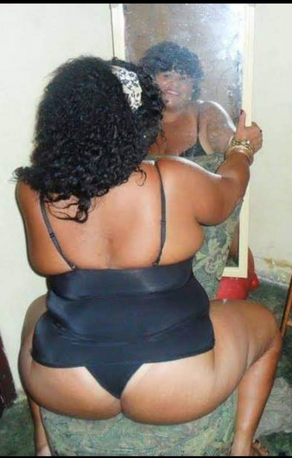 Velha rabuda do Badoo #w6quuANq
