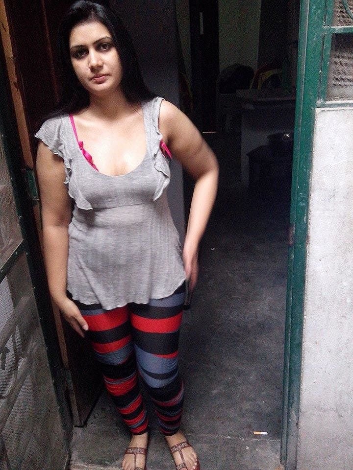 Cute call girl in Pakistan #wbNQ4EA4