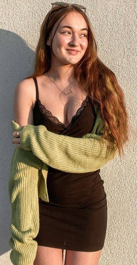 Hot Webslut Gf shows her perfect body #wF1ItNz3