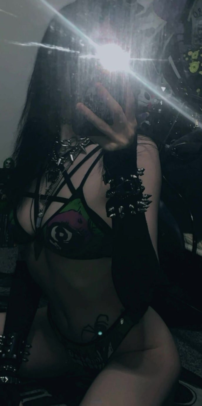 I'm ready to feel your mouth on my body #WOFjGaQj