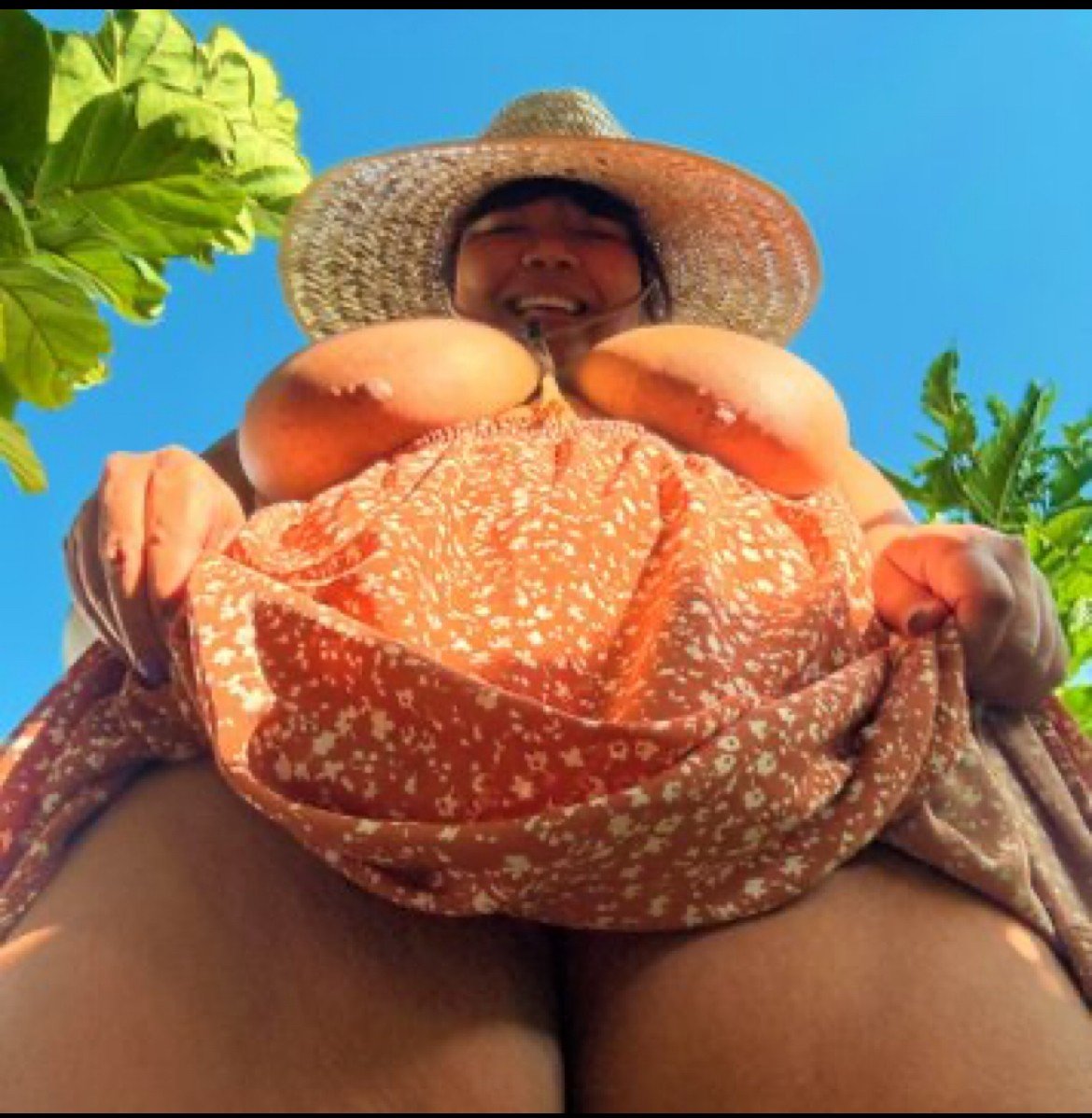 Are you into cute Thicc Bbw Asians or nah? #WQZyXjqP