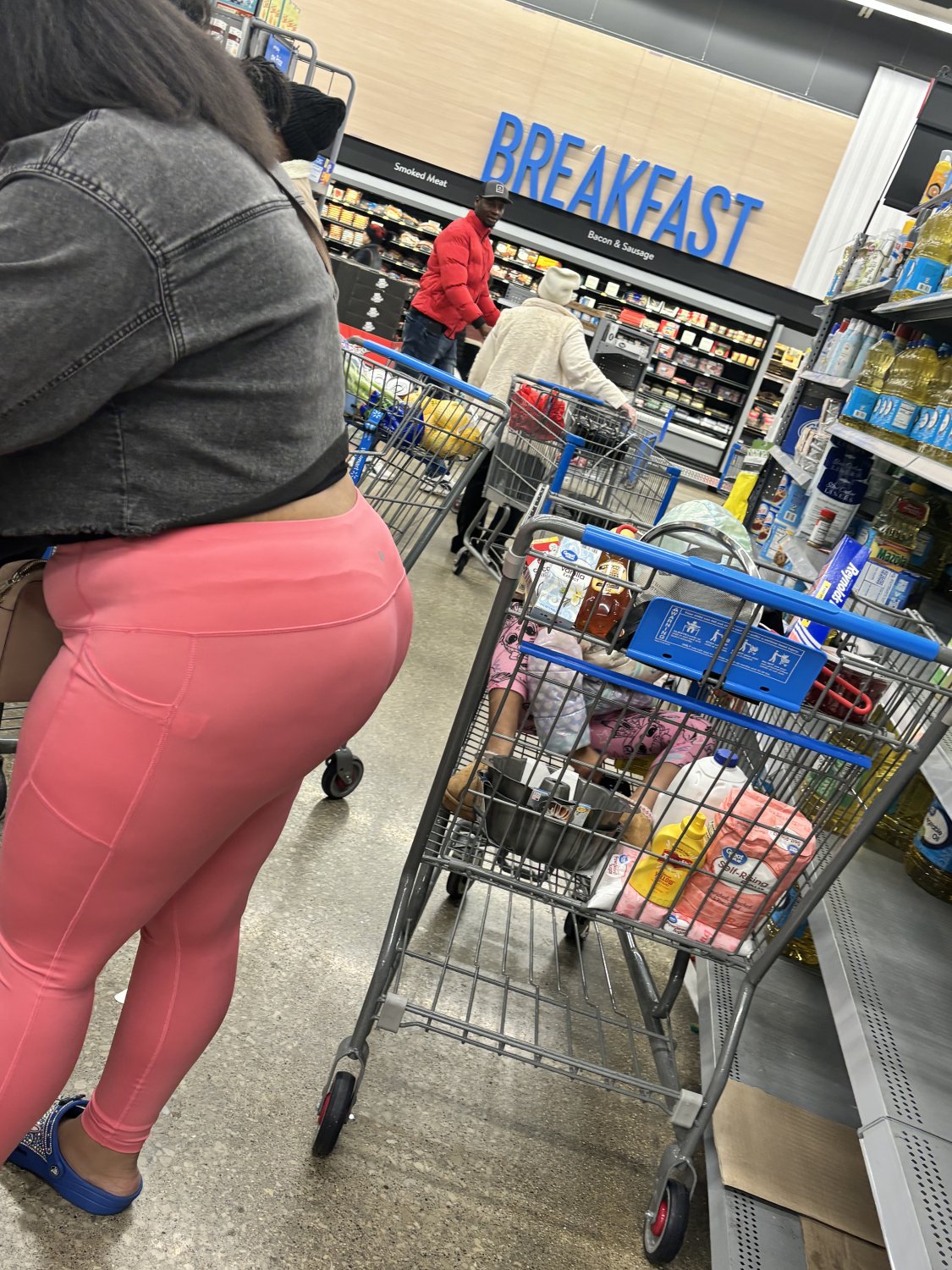 Think Booty Ebony in pink leggings (Thong) #WryjRfTC
