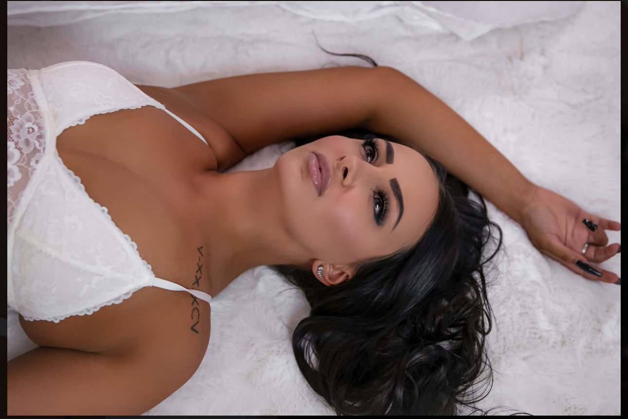 Hot milf boudoir #wwCF1dZb