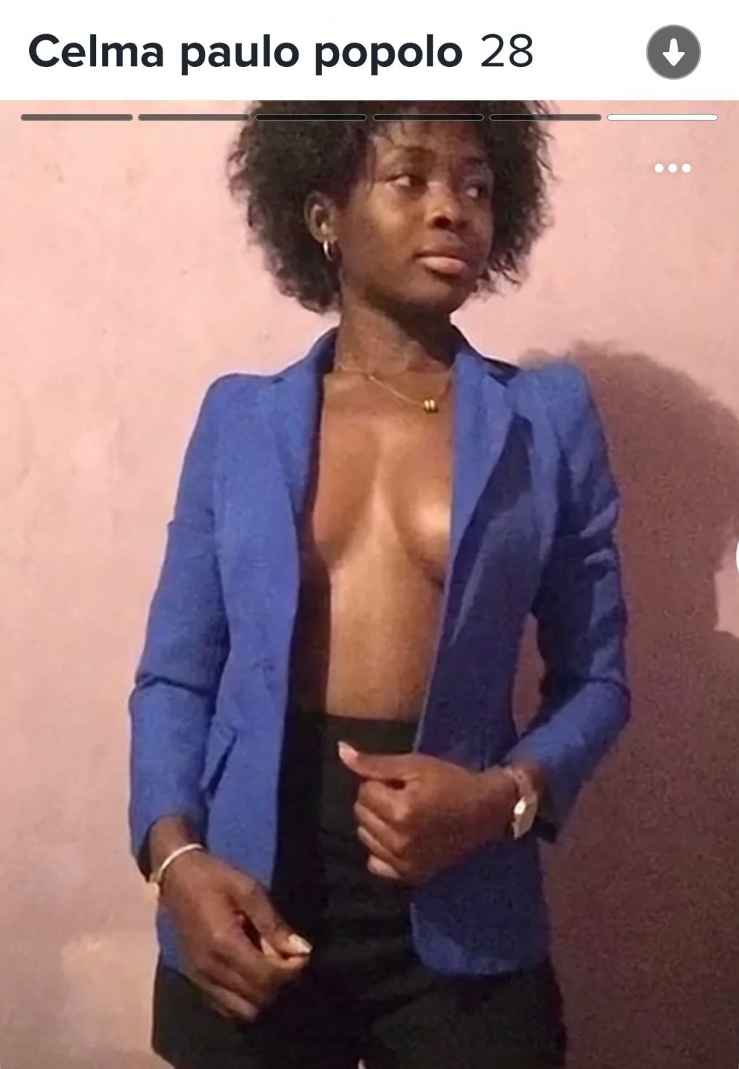 Acho que ela é modelo #XBBZDOV0