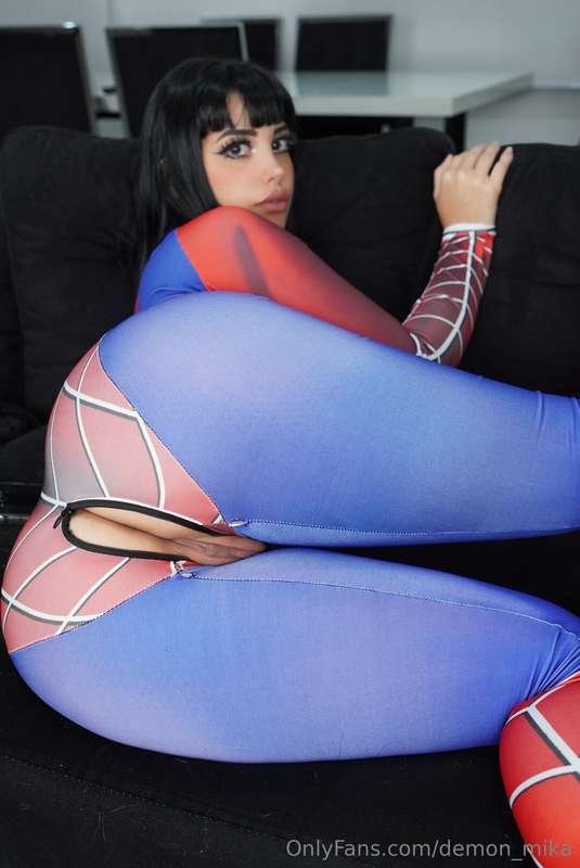 Cosplayer Spiderman 🤤 #xBkgu0pw