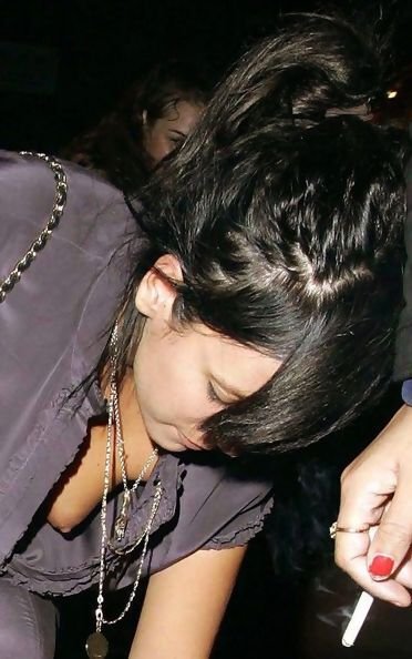 Some sexy hot amateur nip slip 🥵 #YKueLBev