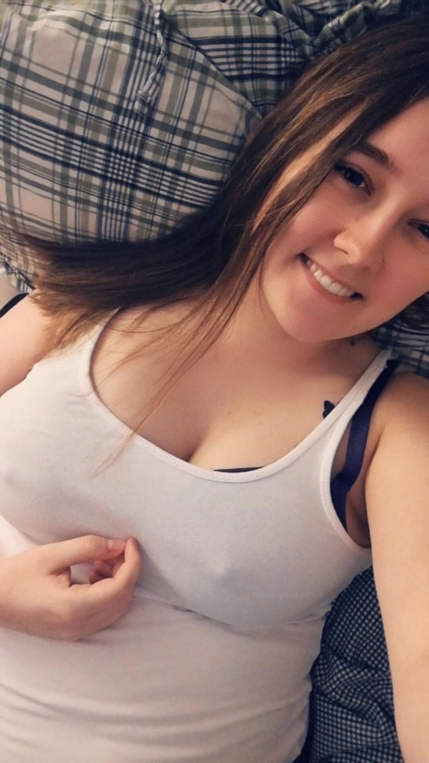 Chat Pic Slut Lena #yLksi5zM