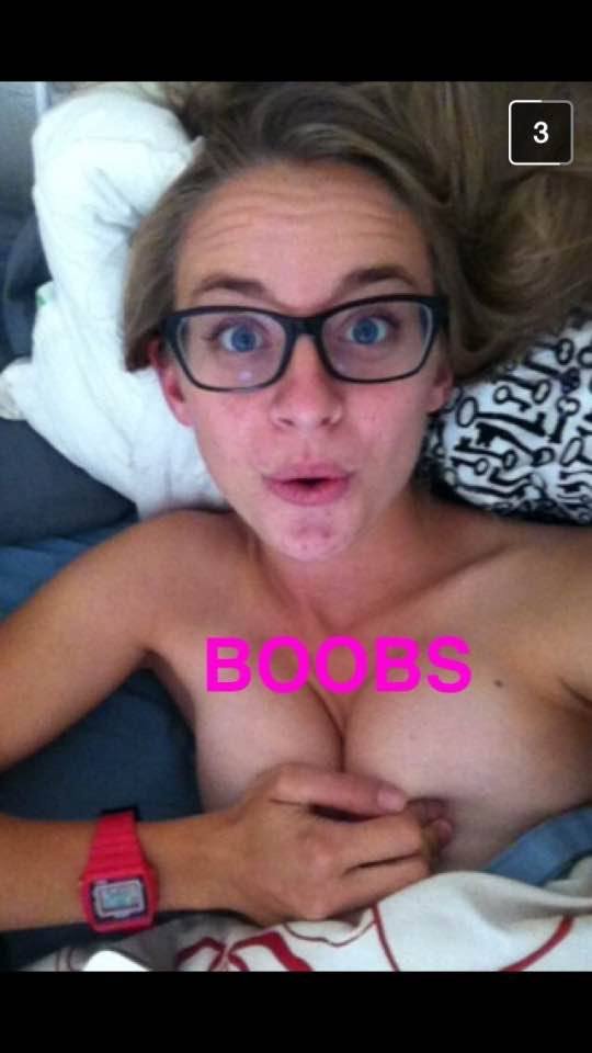 Heidi WorldWide #yLW6IjIz
