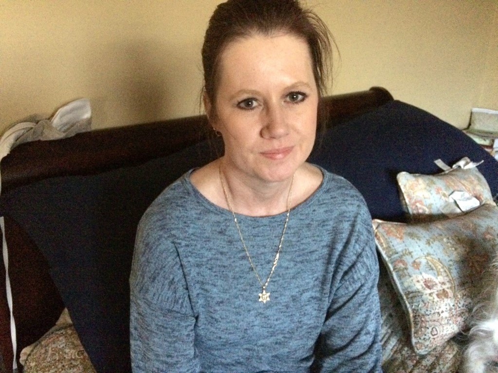Lisa spreads her old married mom cunt #yOa73gCC