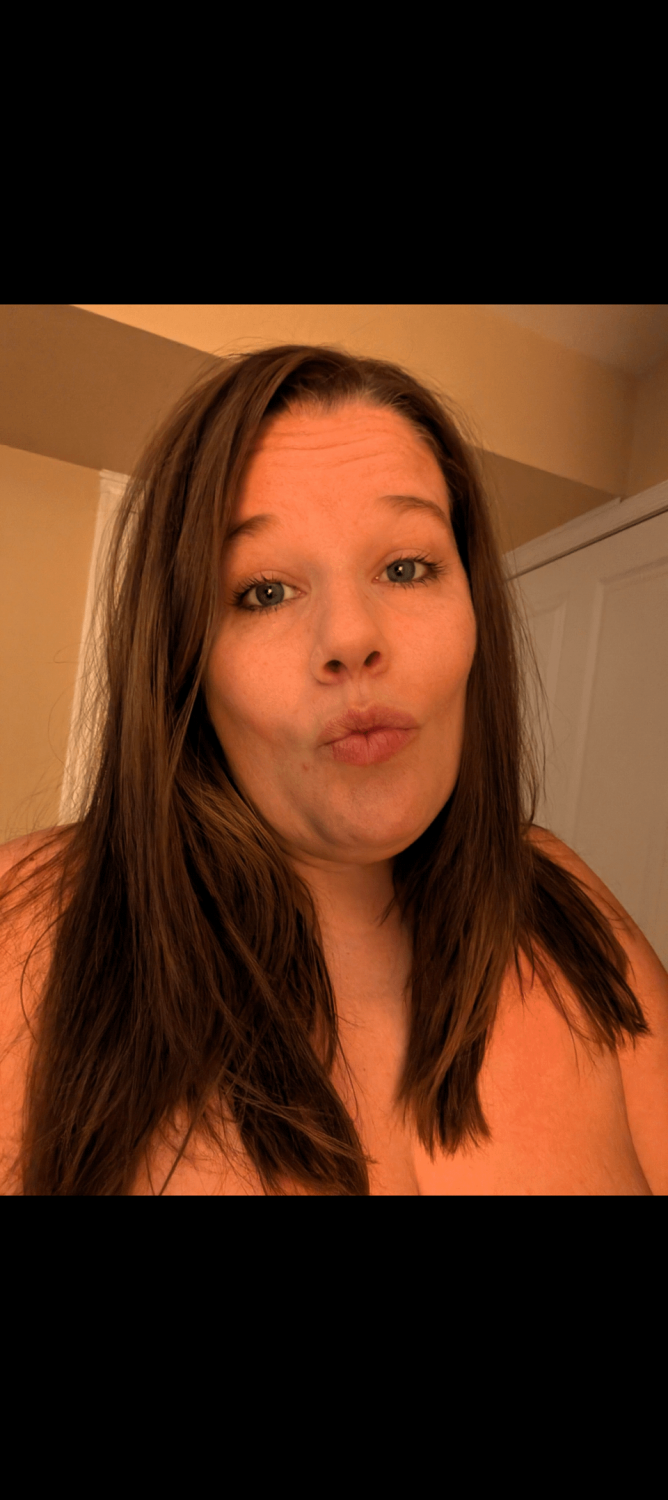 Busty BBW Showing Off #yPfwqHtx