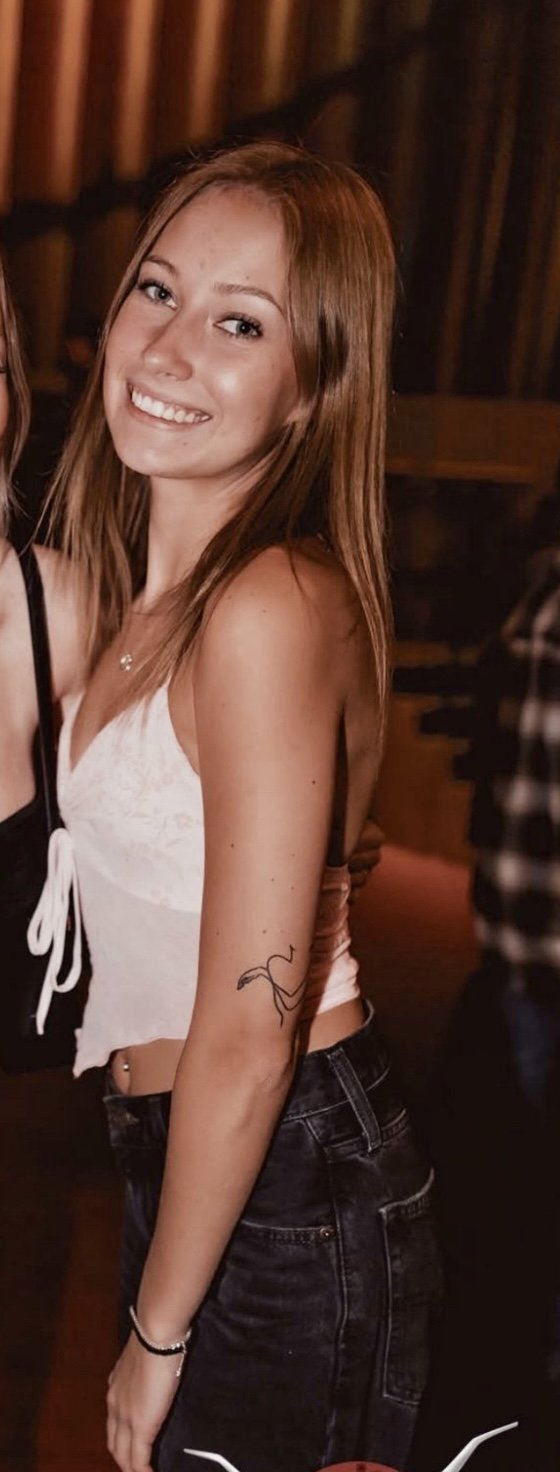 My cousin used to be innocent. Cocaine is ruining her. She probably sucks dick for coke #yvEQgh8f