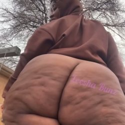Leesha Has One Of The Best Spreads In Ass History 🥹😭