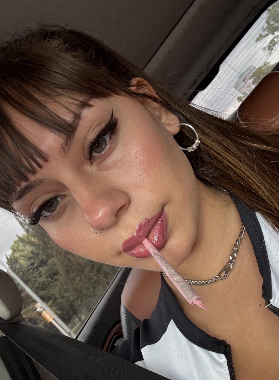My biggest problems is that I have a masturbation addiction #zIzHlOJ9