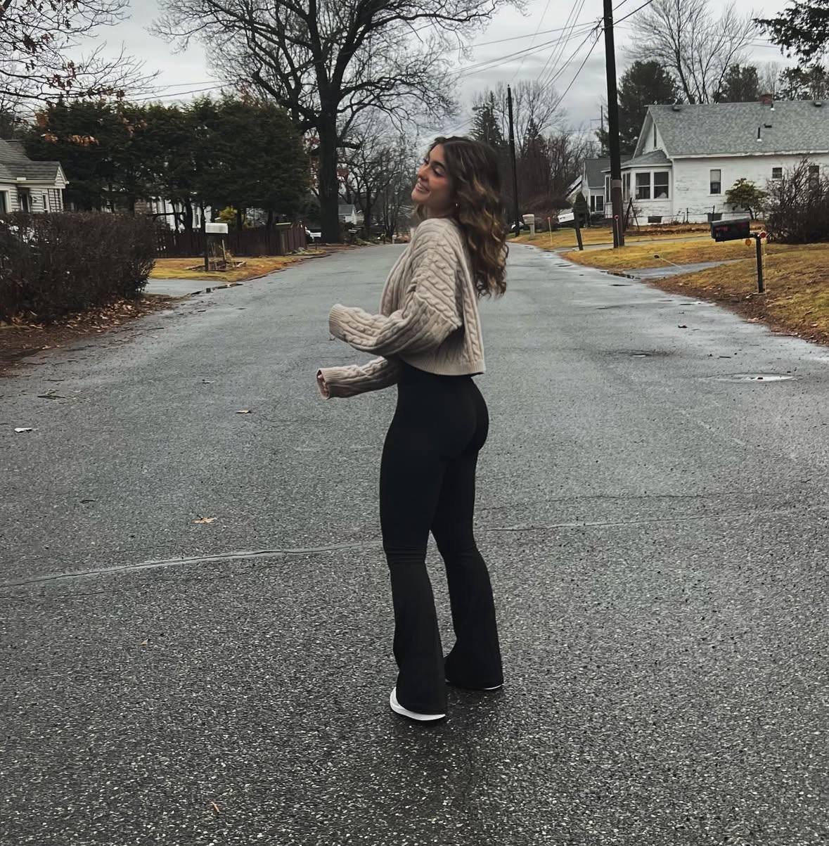 Hot thick teen Ariana #zXGVPd8F