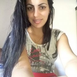 Pâmela mostrando a bunda deliciosa