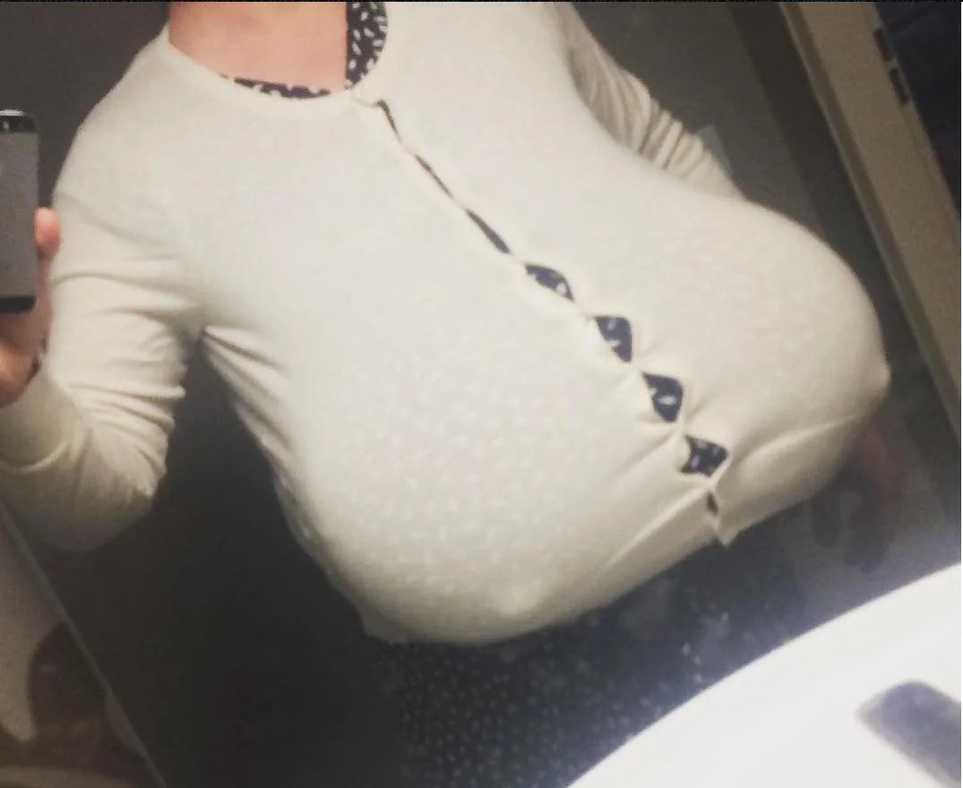 Massive Udders #03Ok0hrd