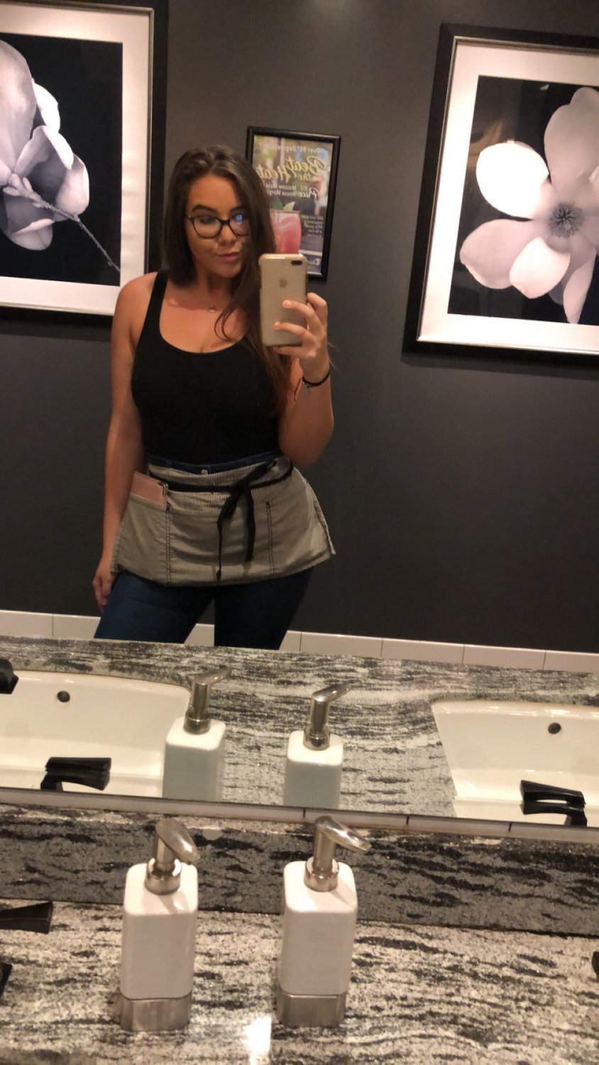 Slut waitress #09rSdCe8