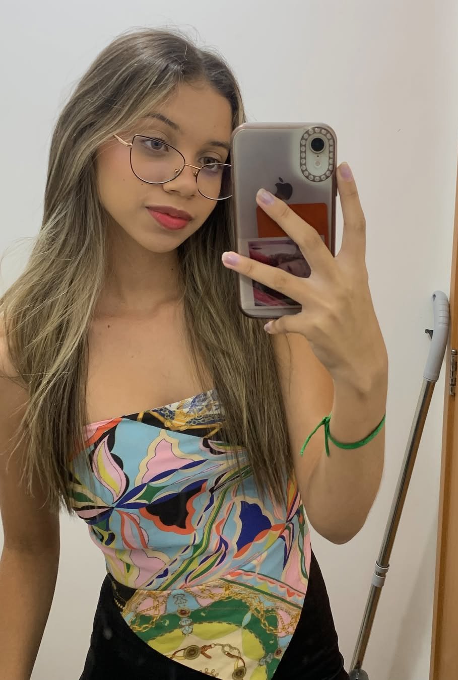 Tesão de branquinha 😈 #0HNXlxfI
