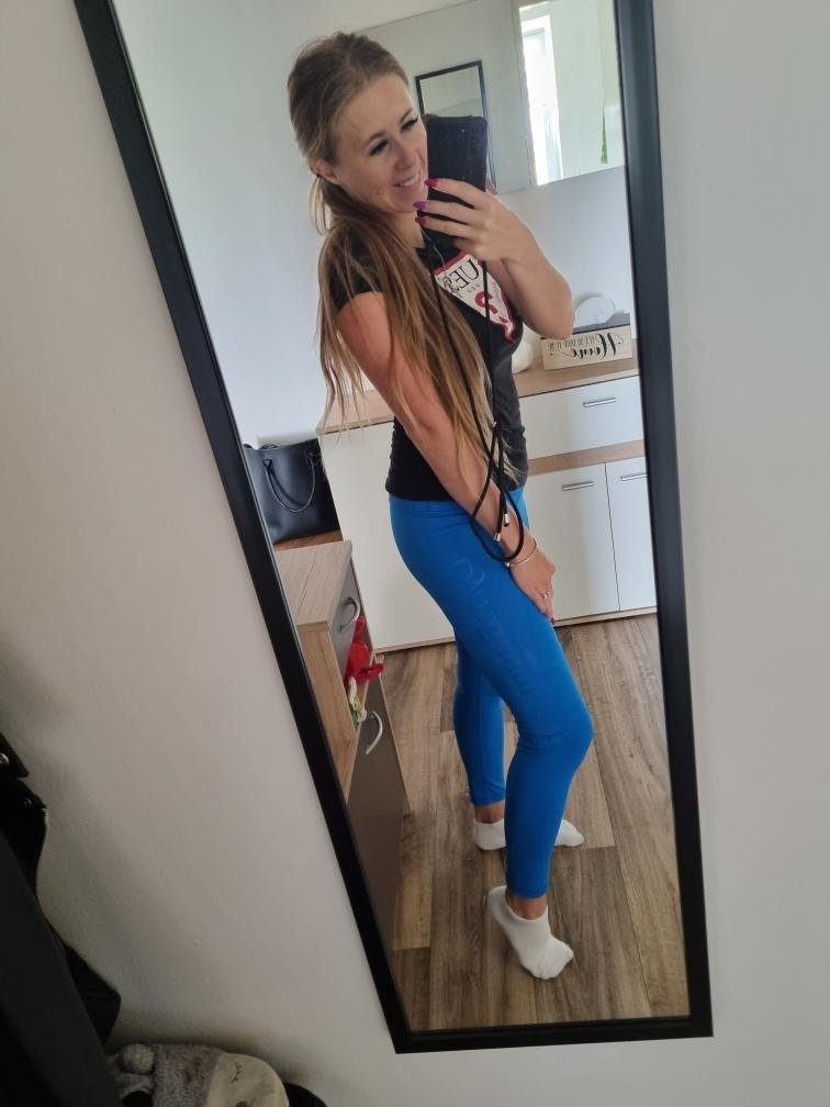 Kristina Webslut #0MbfaDN5
