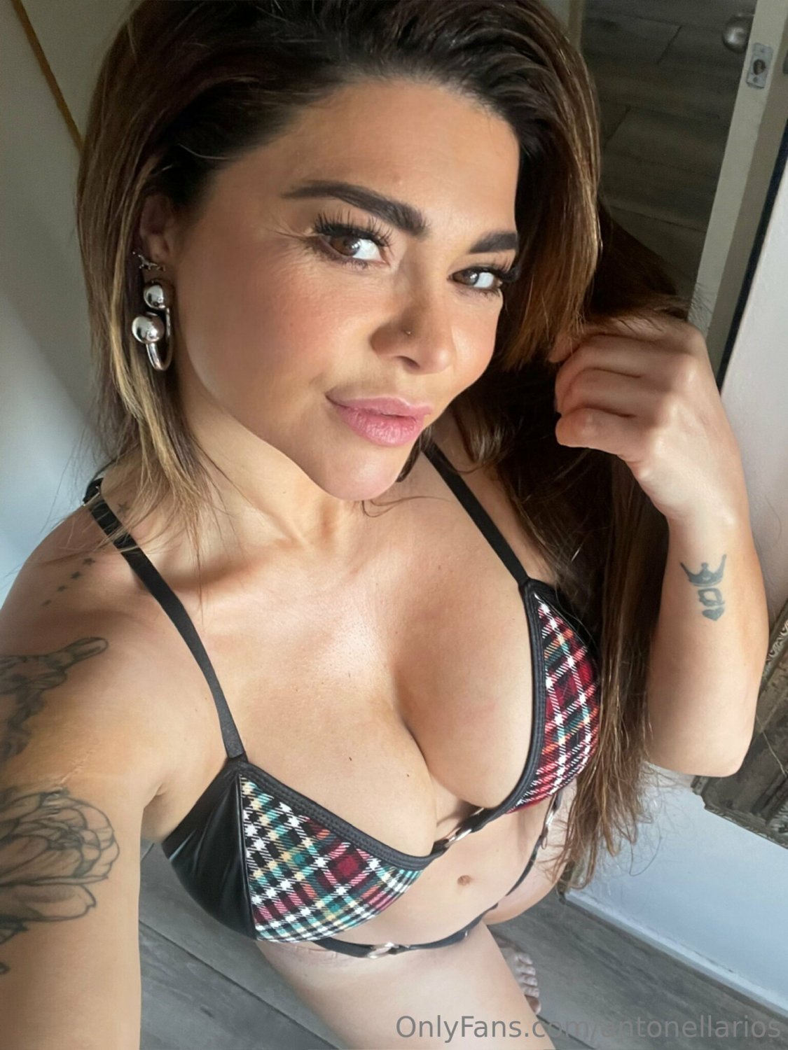 Antonella Milf Chilena #0OG8BgBA