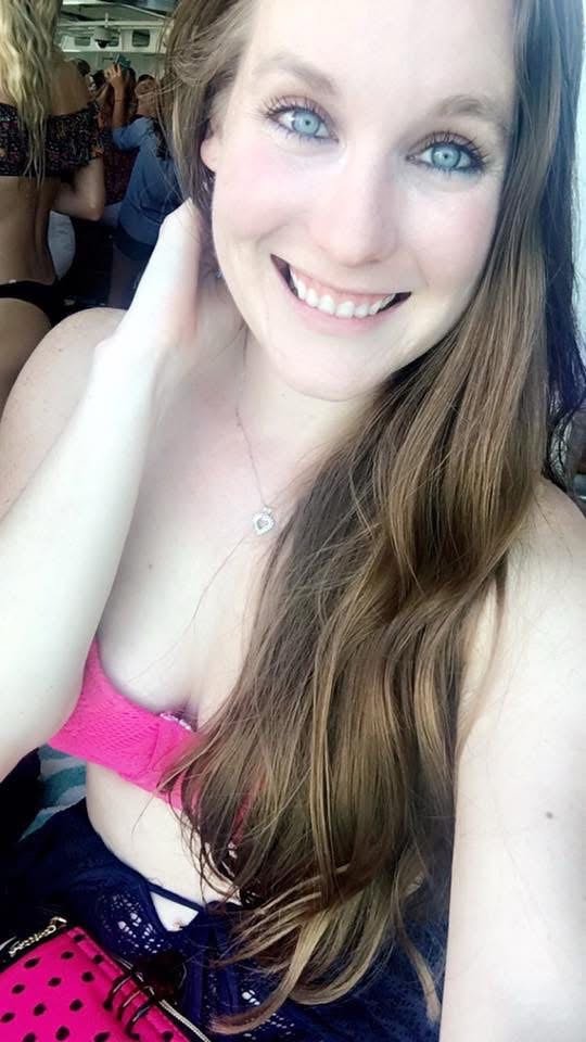 Amber, 35 year old Slutwife from FL #0OKI4IJ4